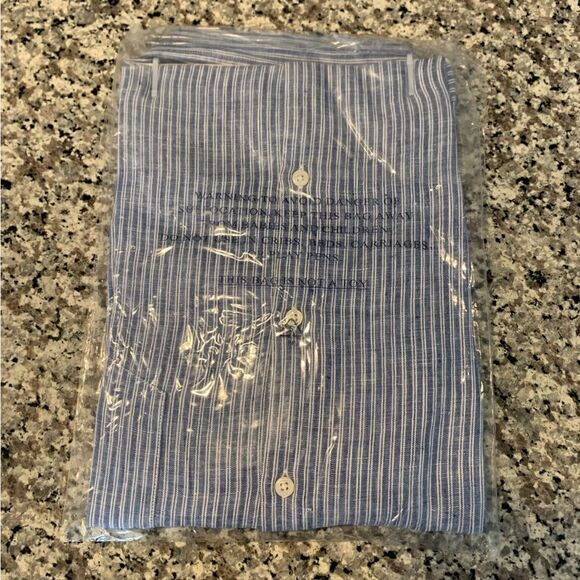 UNTUCKit Linen Shirt 18 - Picture 4 of 11